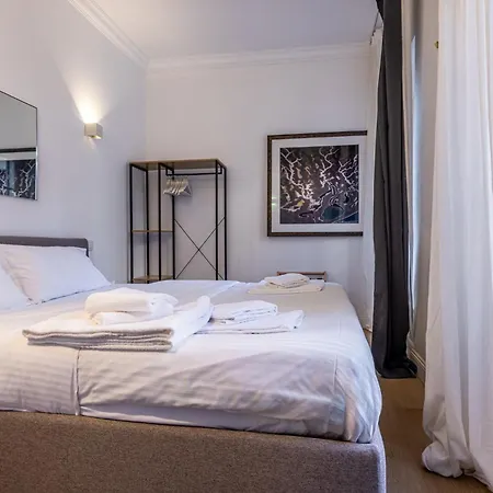 Sant'andrea Charme * Milão